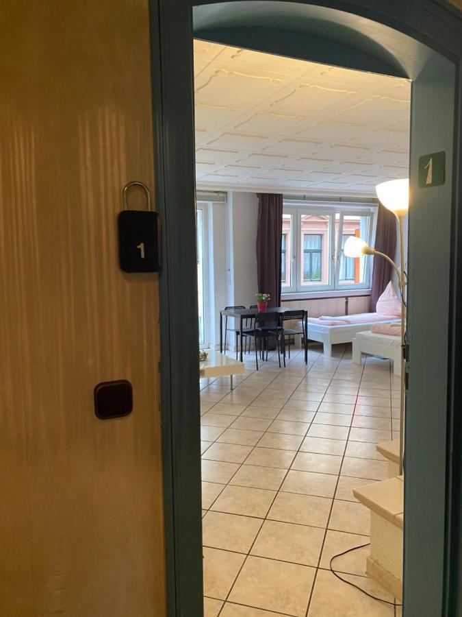 Central Shared Apartment, Friesenplatz Köln Eksteriør billede