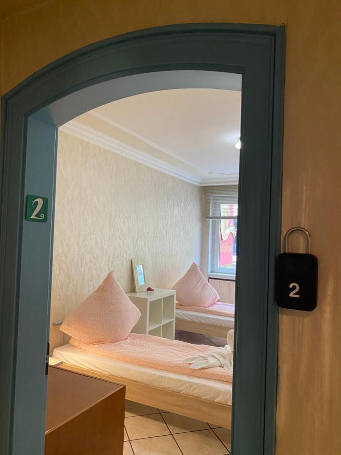 Central Shared Apartment, Friesenplatz Köln Eksteriør billede