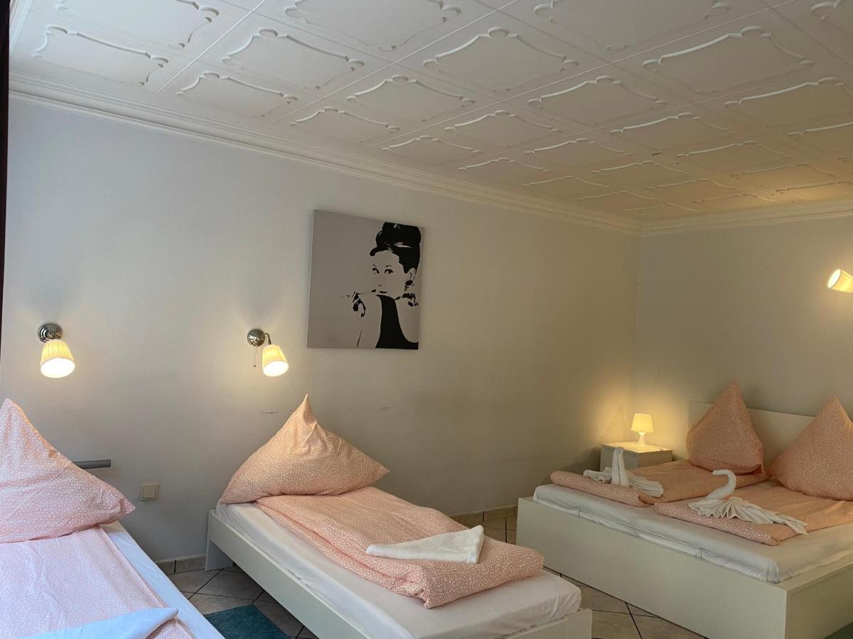 Central Shared Apartment, Friesenplatz Köln Eksteriør billede