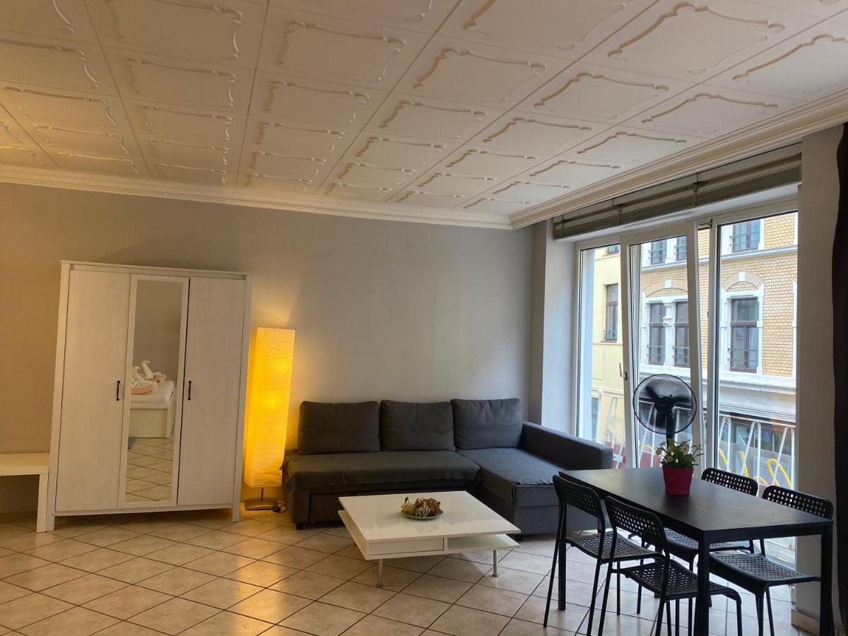 Central Shared Apartment, Friesenplatz Köln Eksteriør billede