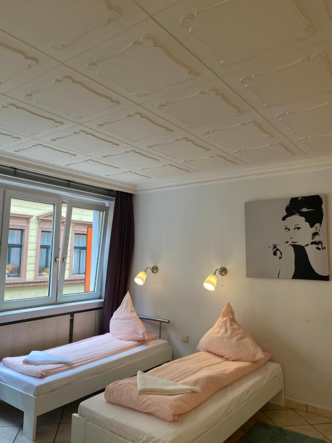 Central Shared Apartment, Friesenplatz Köln Eksteriør billede