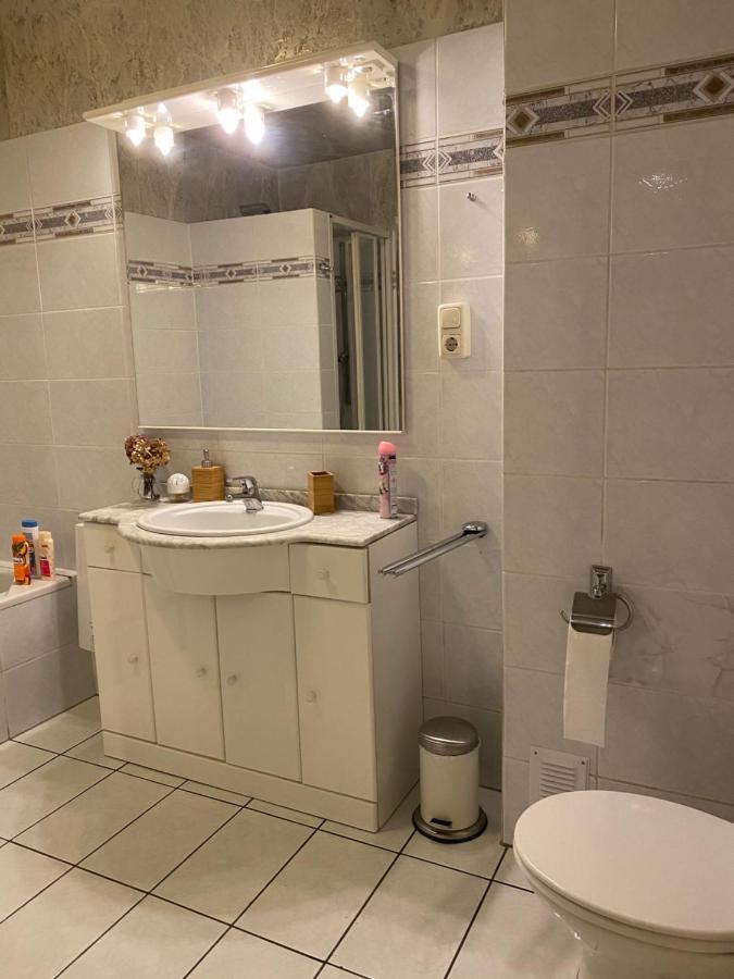 Central Shared Apartment, Friesenplatz Köln Eksteriør billede