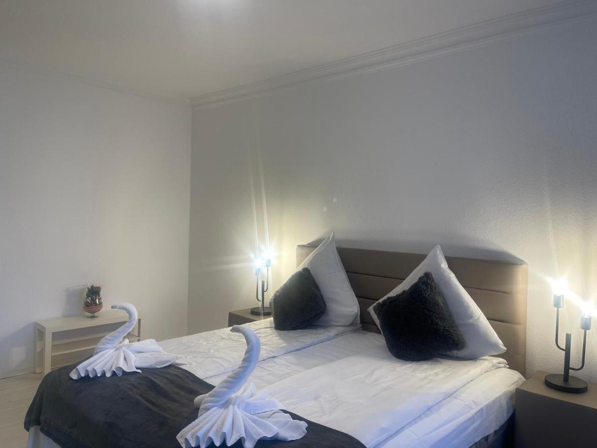 Central Shared Apartment, Friesenplatz Köln Eksteriør billede